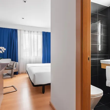 Hotel Eurostars Blue Coruna à La Corogne Extérieur photo